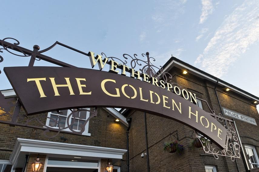 The Golden Hope Wetherspoon Hotel Sittingbourne Buitenkant foto
